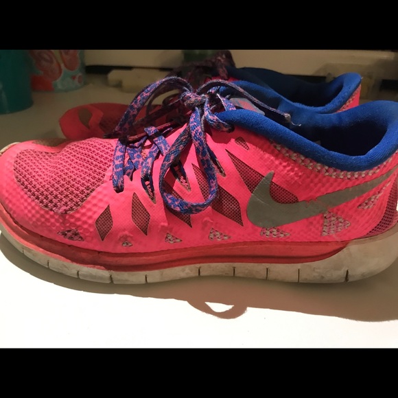 Nike Shoes - Nike running shoes Nike Shoes - Nike running shoes